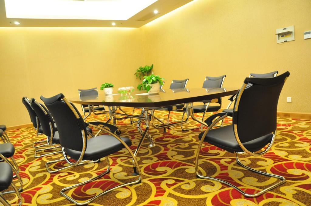 New Cozy Harbour Hotel Nanning Buitenkant foto